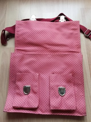 Nice Things Cartera