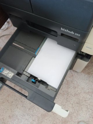 Konica Minolta Bizhub 282 Fotocopiadora