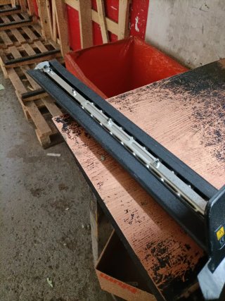 Cortasetos Hitachi
