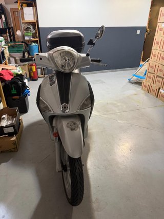 Piaggio Liberty 125 Scooter