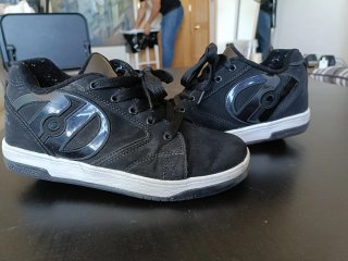 Zapatillas Heelys con Ruedas Negras