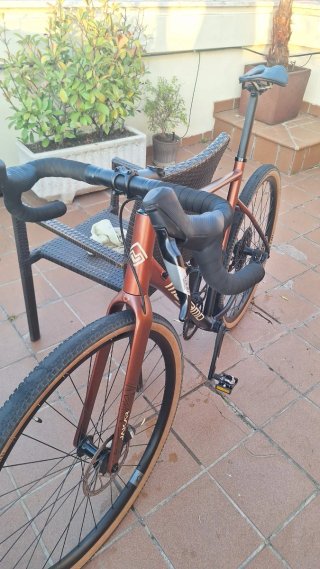Bicicleta Gravel Megamo Jakar 20- L Marrón 2025