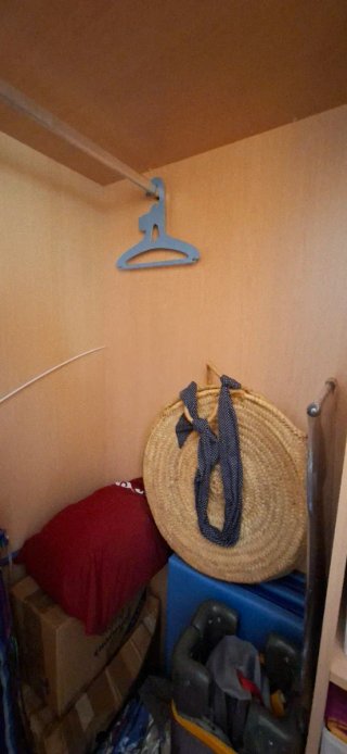 Armario esquinero madera