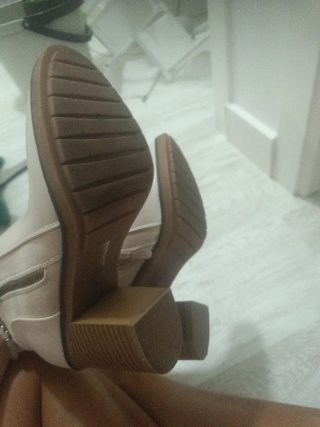 Botines blancos y beige