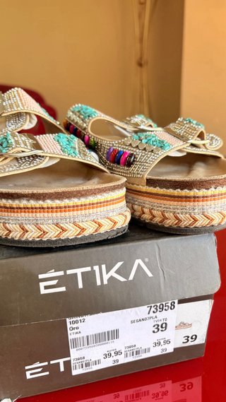 Sandalias Étika T39 Pedrería y Turquesa