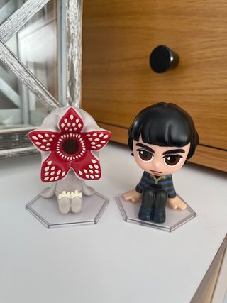 Figuras Stranger Things Demogorgon y Mike