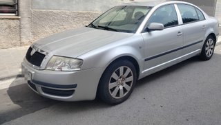 Skoda Superb 2003