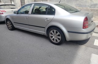 Skoda Superb 2003