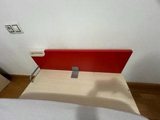Cama nido con cajones ( solo un pequeño golpe )