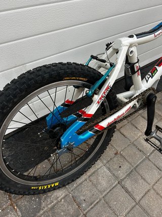 Bici Trial DOX Blanca y Azul