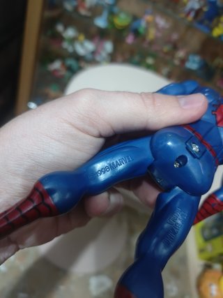 Figura original 1998 Toy Biz Spiderman emite frase