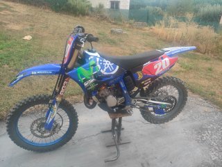 Yamaha YZ 125