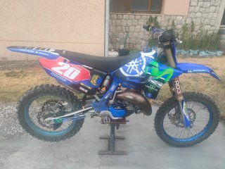 Yamaha YZ 125
