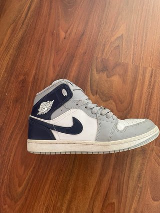 Air Jordan 1 Mid Talla 40.5
