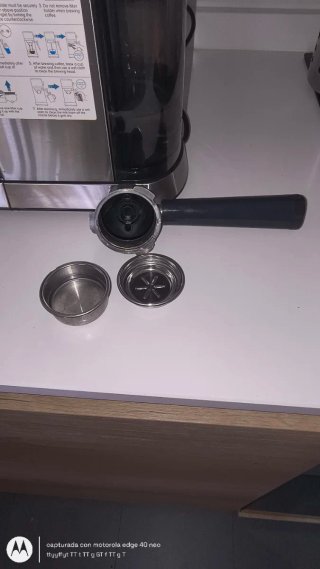 Cafetera Espresso AEG 15 Bares Compacta