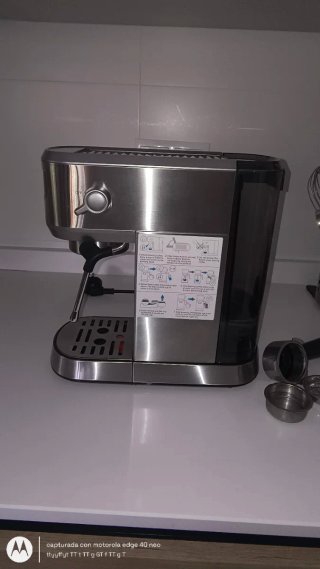 Cafetera Espresso AEG 15 Bares Compacta