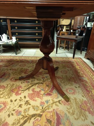 Mesa de comedor rectangular