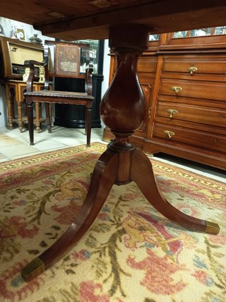 Mesa de comedor rectangular