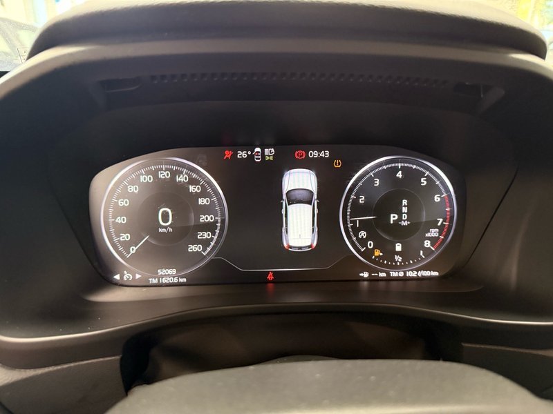 Volvo XC40 2021, foto 9