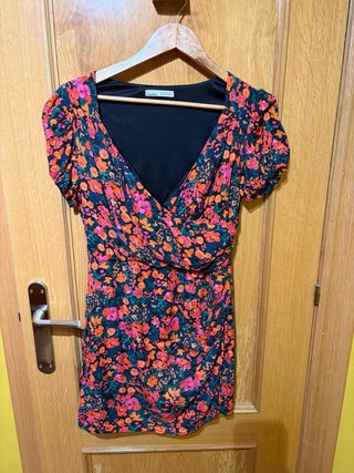 Vestido corto estampado flores