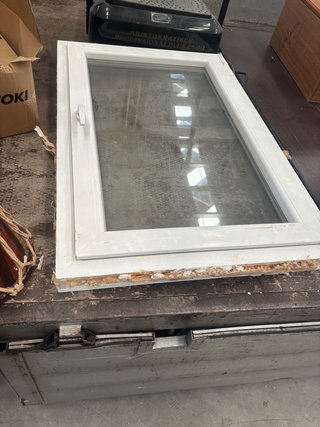 Ventana blanca