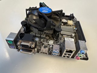 Placa base Gigabyte GA-H81N-D2H