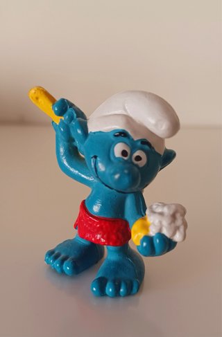 Figuras varias de Pitufos originales. Años 80.