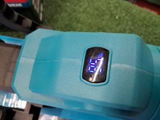 Tagliasiepe a batteria 800W