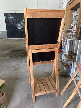 Pizarra de madera para eventos
