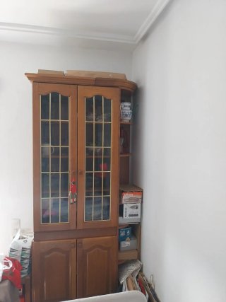 Vitrina de pino 2 cuerpos