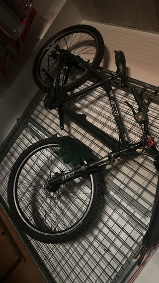 Bicicleta MTB GT - Poco uso
