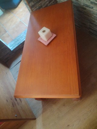 Mesa baja de pino