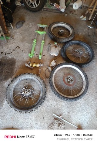 Repuestos Derbi Senda R: Horquillas, Basculante.