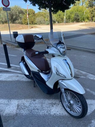 Piaggio Beverly 125 2012 - 11.086 KM