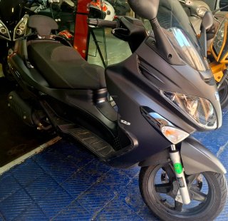 Piaggio Xevo 125 Gris 2015 - 7270 kms