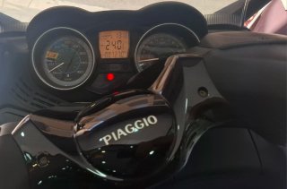 Piaggio Xevo 125 Gris 2015 - 7270 kms