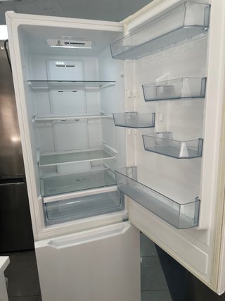 Nevera Teka Blanca Semi Nueva