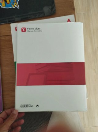 LLiL 4 llengua catalana i literatura : Educació...