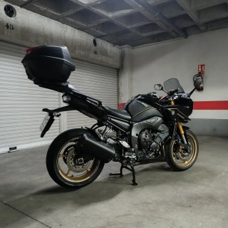 Yamaha fazer 8