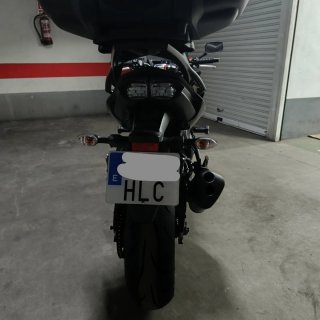Yamaha fazer 8