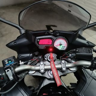 Yamaha fazer 8