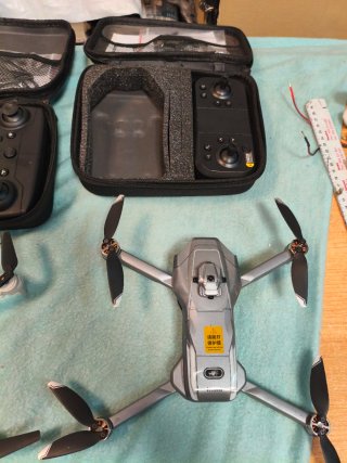 Lote de 3 Dron incompletos