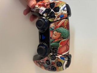 Mando Scuf PS5 One Piece Competitive controller