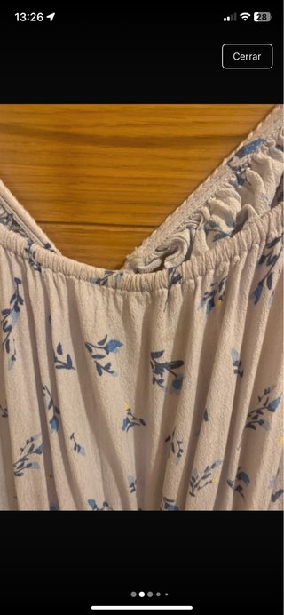Vestido blanco y azul floral