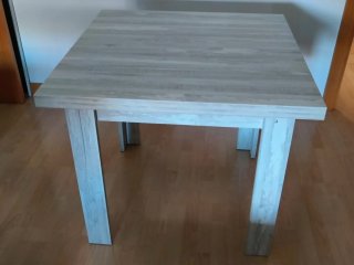 Mesa y 4 sillas comedor