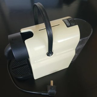 Cafetera Nespresso DeLonghi para repuestos