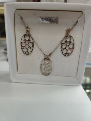 Conjunto collar y pendientes corazón plata