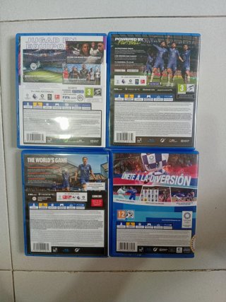 Lote 4 juegos PS4: FIFA 21, 22, 23