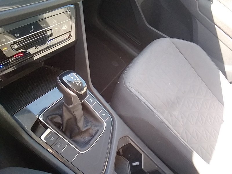 Volkswagen Tiguan Life 2.0 TDI DSG (2021) 2022, foto 10