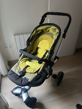 Carro de bebé y silla de paseo